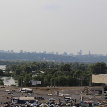 Panoramic View Lux Apartment On Metro Osokorky Kiev Dış mekan fotoğraf