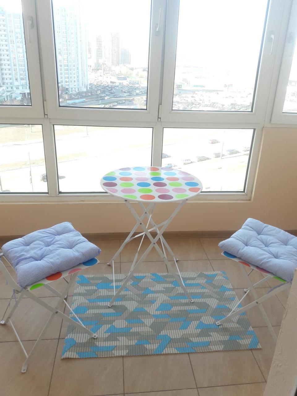 Panoramic View Lux Apartment On Metro Osokorky Kiev Dış mekan fotoğraf